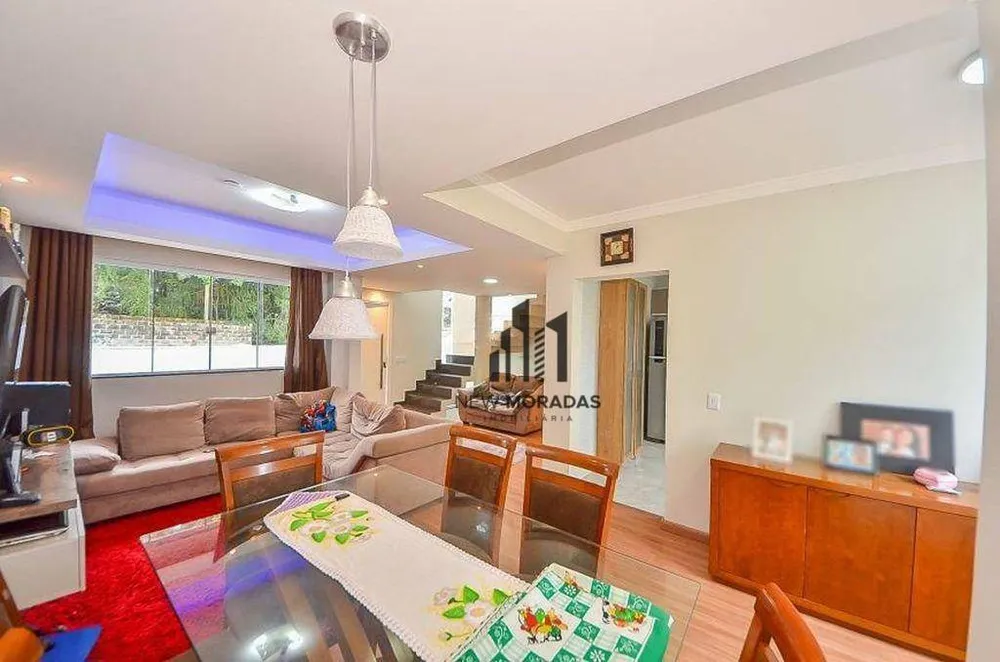 Sobrado, 3 quartos, 208 m² - Foto 1