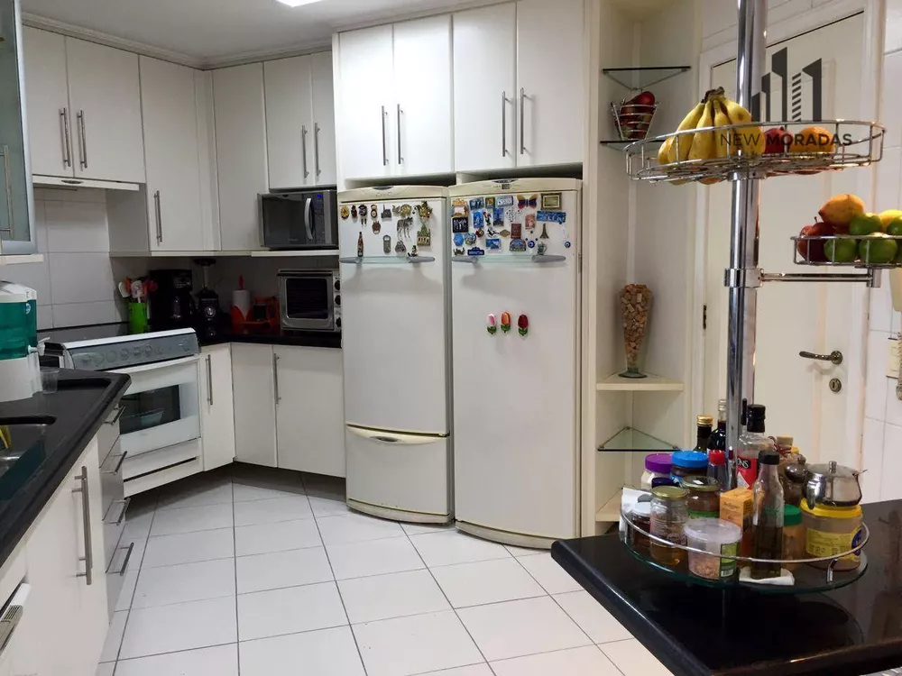 Apartamento à venda com 3 quartos, 149m² - Foto 11