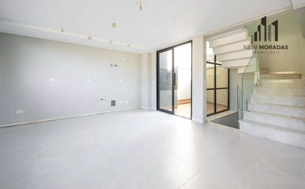 Sobrado à venda com 4 quartos, 215m² - Foto 3