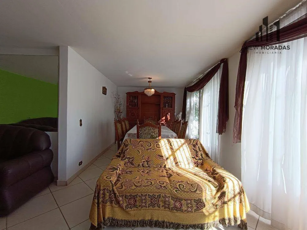 Casa, 5 quartos, 158 m² - Foto 1