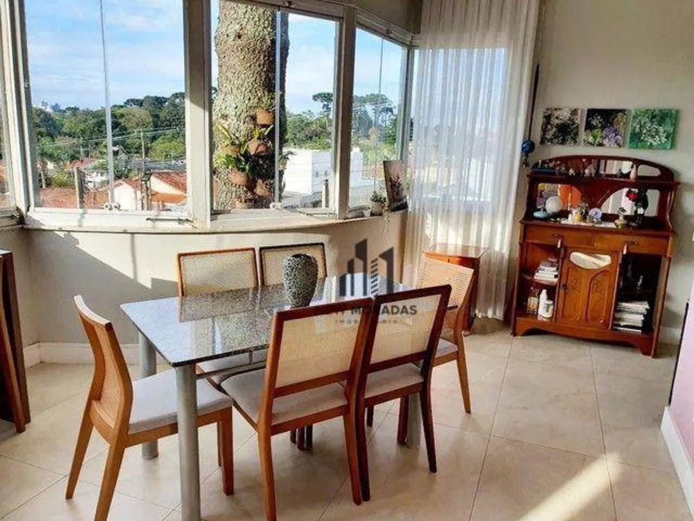 Casa à venda com 7 quartos, 450m² - Foto 2