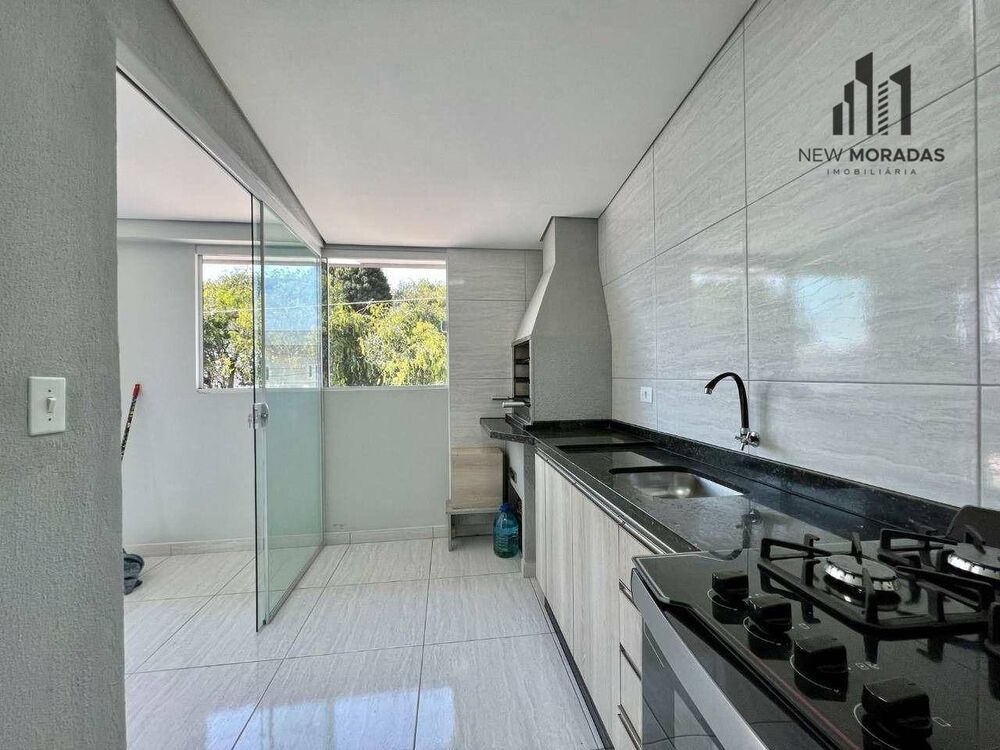 Sobrado à venda com 4 quartos, 150m² - Foto 2