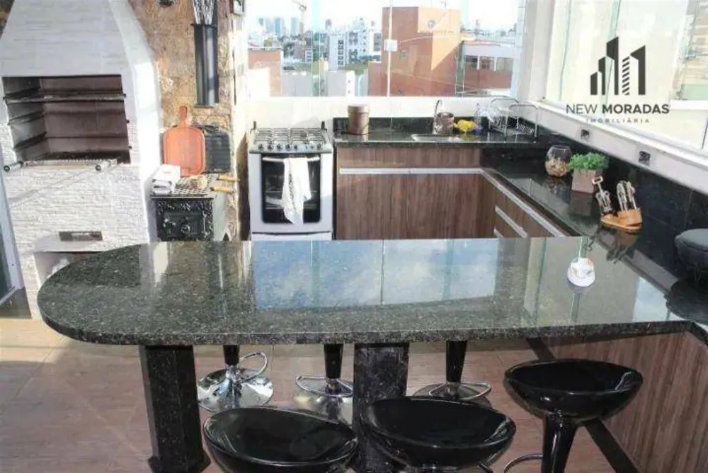 Cobertura, 3 quartos, 259 m² - Foto 2
