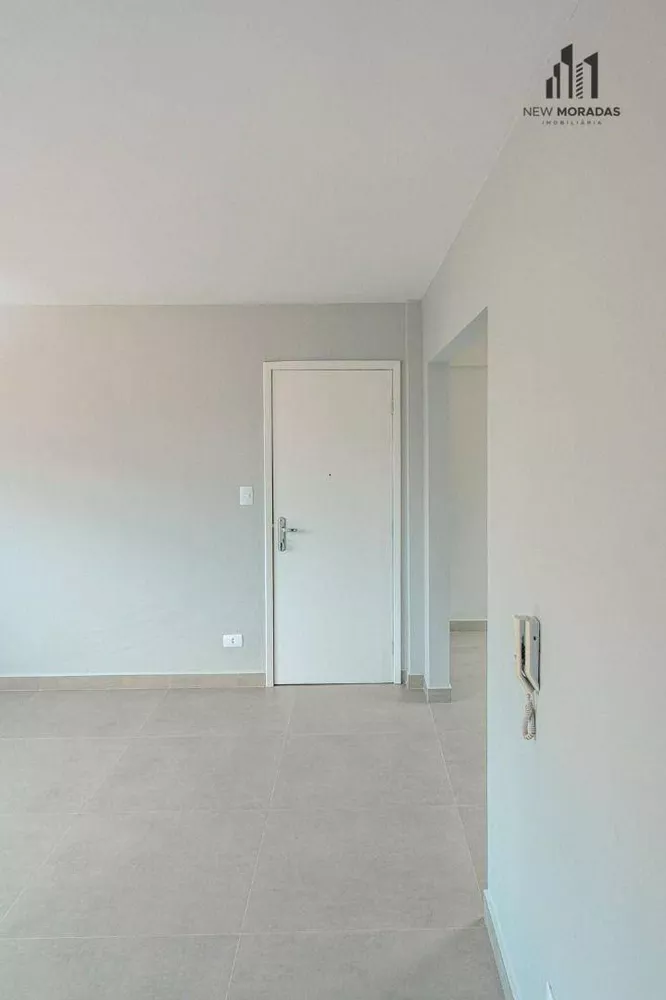 Apartamento à venda com 3 quartos, 88m² - Foto 2