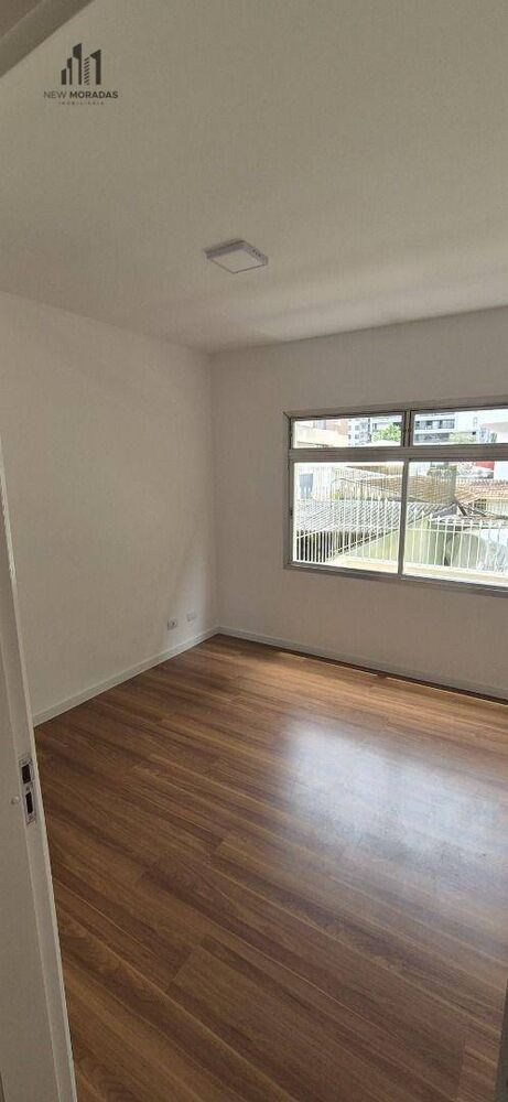 Apartamento à venda com 3 quartos, 133m² - Foto 2