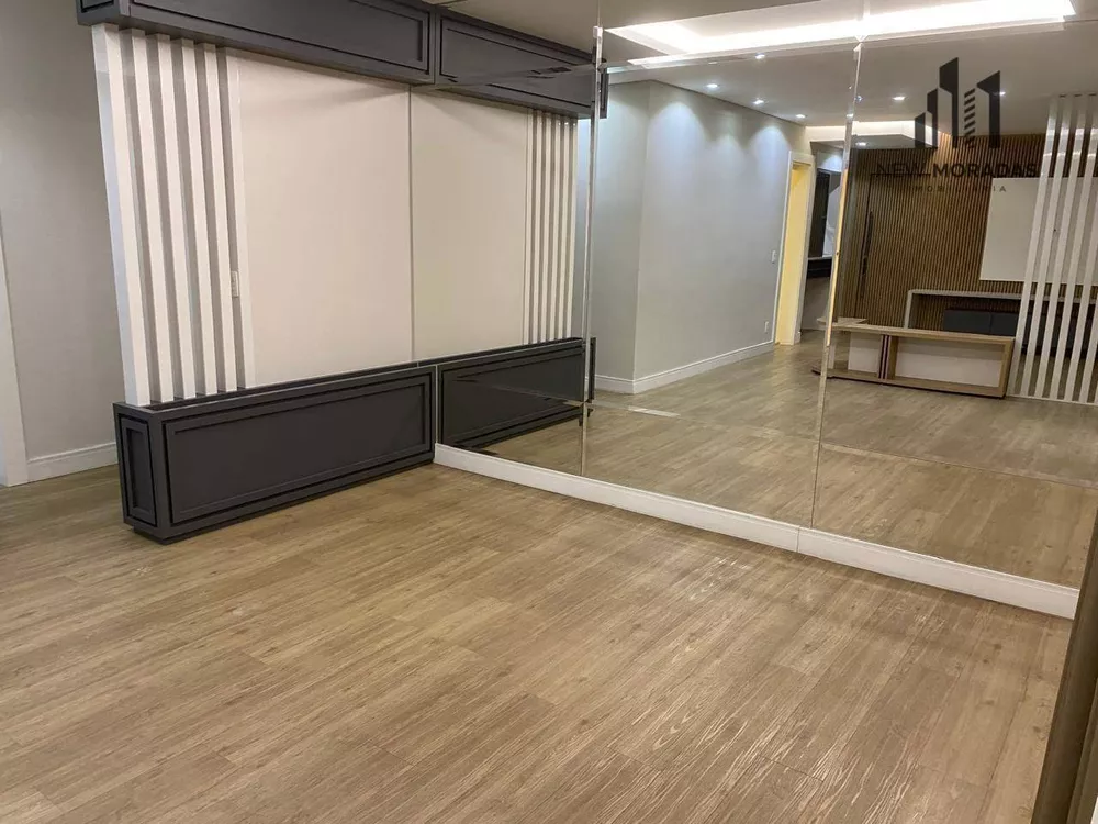 Apartamento à venda com 3 quartos, 131m² - Foto 2