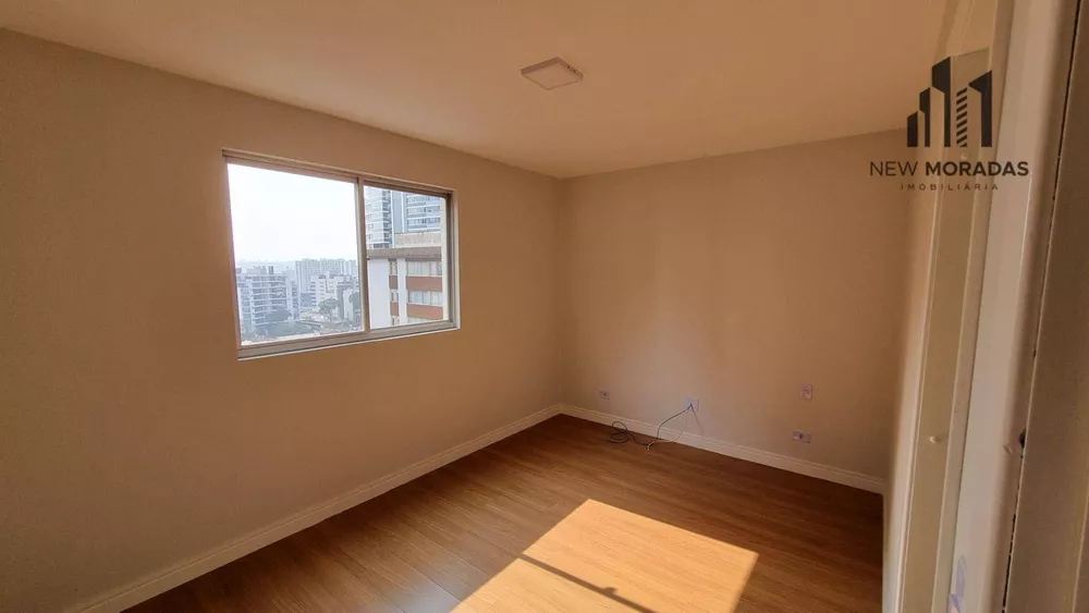 Apartamento à venda com 3 quartos, 99m² - Foto 4