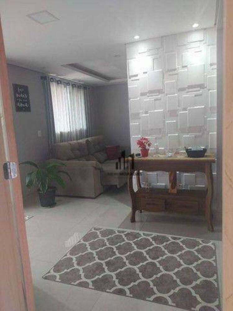Sobrado à venda com 6 quartos, 180m² - Foto 2