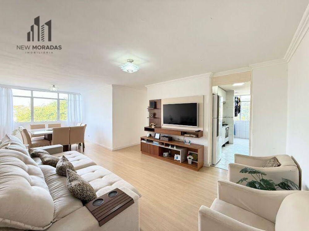 Apartamento à venda com 2 quartos, 74m² - Foto 1