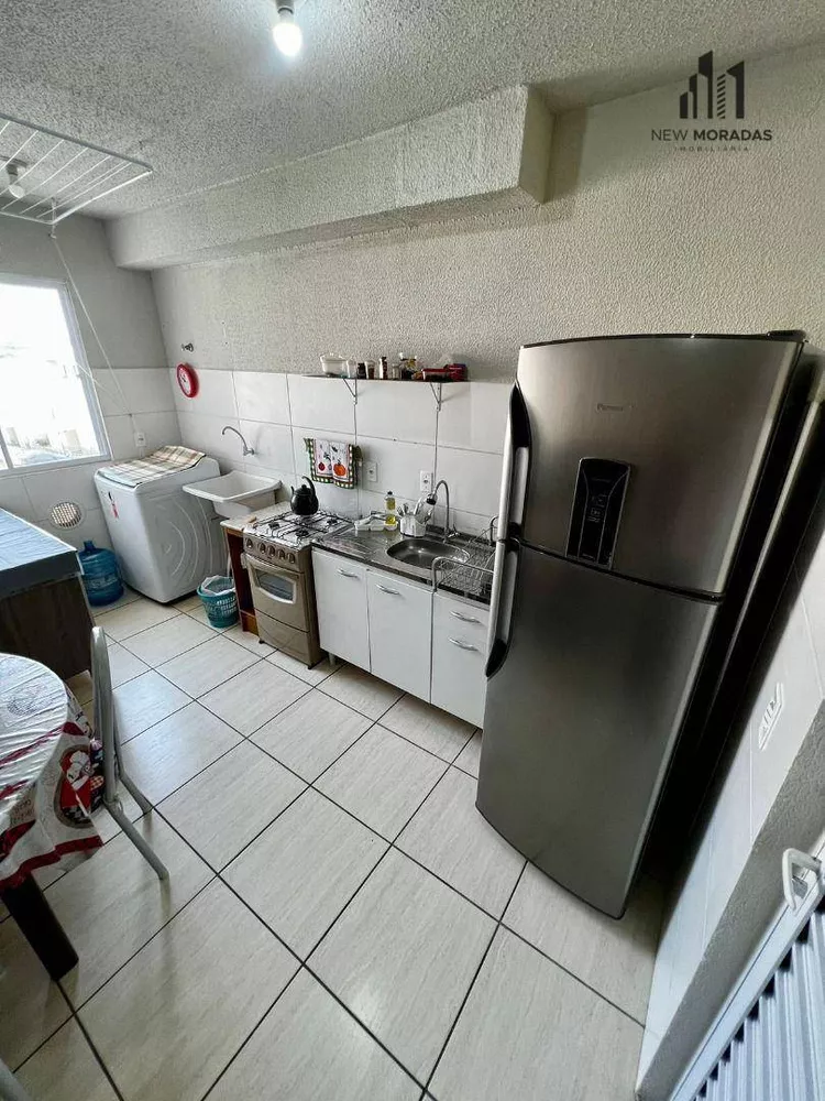 Apartamento à venda com 2 quartos, 43m² - Foto 3