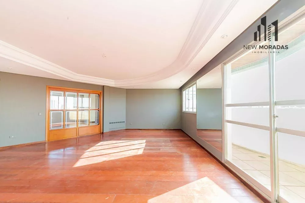 Apartamento à venda com 4 quartos, 239m² - Foto 4