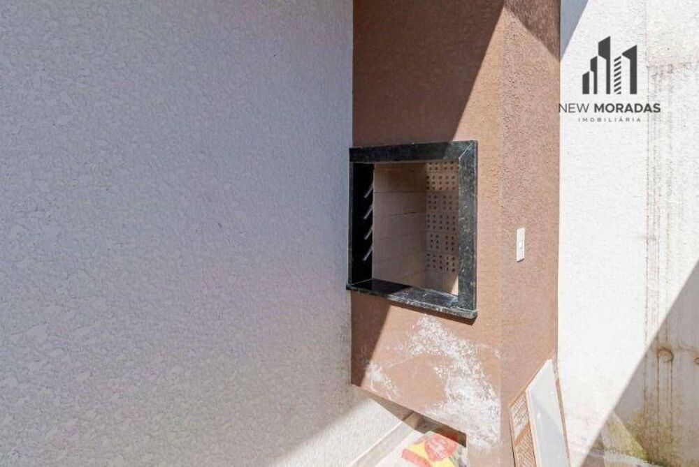 Sobrado à venda com 3 quartos, 168m² - Foto 1