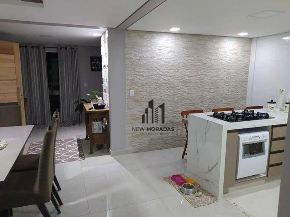 Sobrado, 6 quartos, 180 m² - Foto 2
