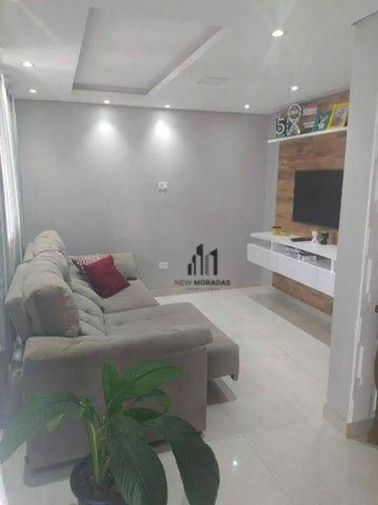Sobrado, 6 quartos, 180 m² - Foto 1