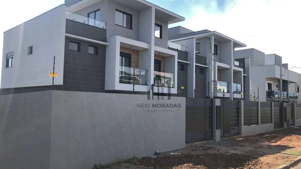 Sobrado, 3 quartos, 194 m² - Foto 2
