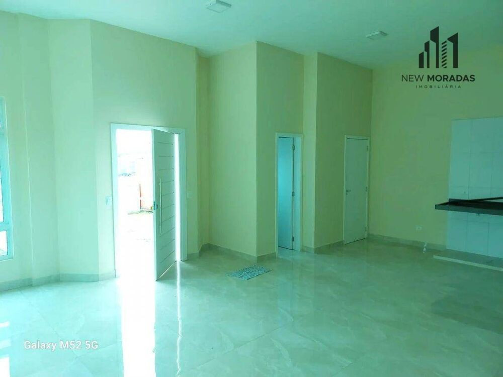 Casa à venda com 1 quarto, 50m² - Foto 2