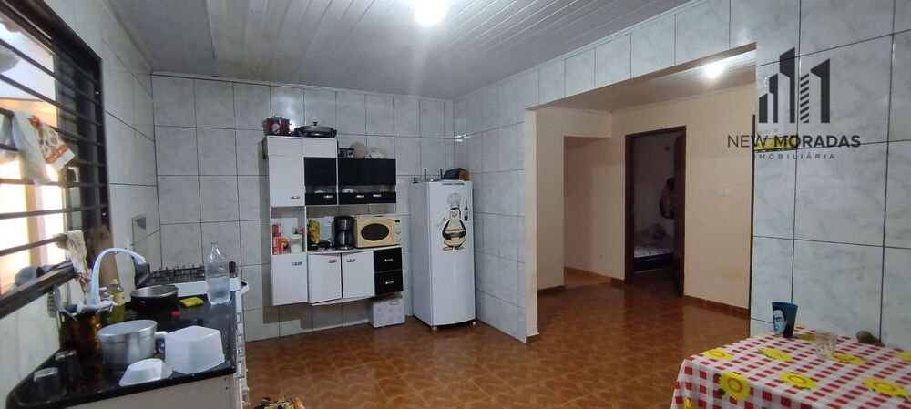 Casa à venda com 3 quartos, 126m² - Foto 1