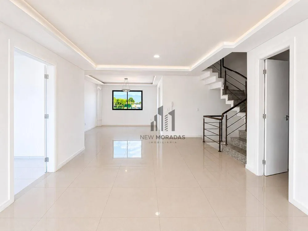 Sobrado, 5 quartos, 314 m² - Foto 1