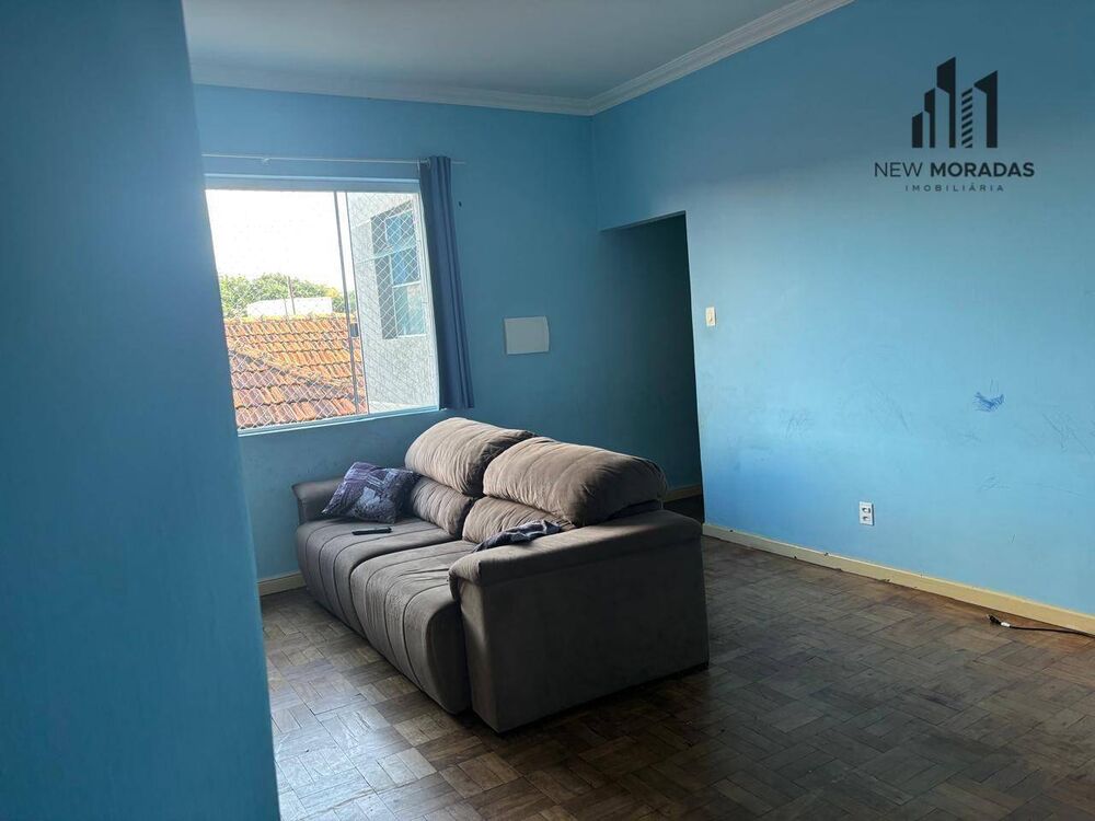 Apartamento à venda com 3 quartos, 80m² - Foto 2