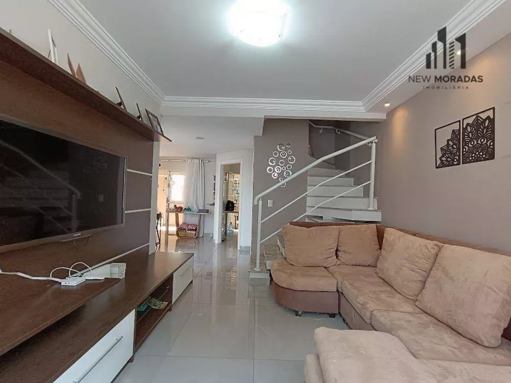 Sobrado à venda com 3 quartos, 112m² - Foto 2