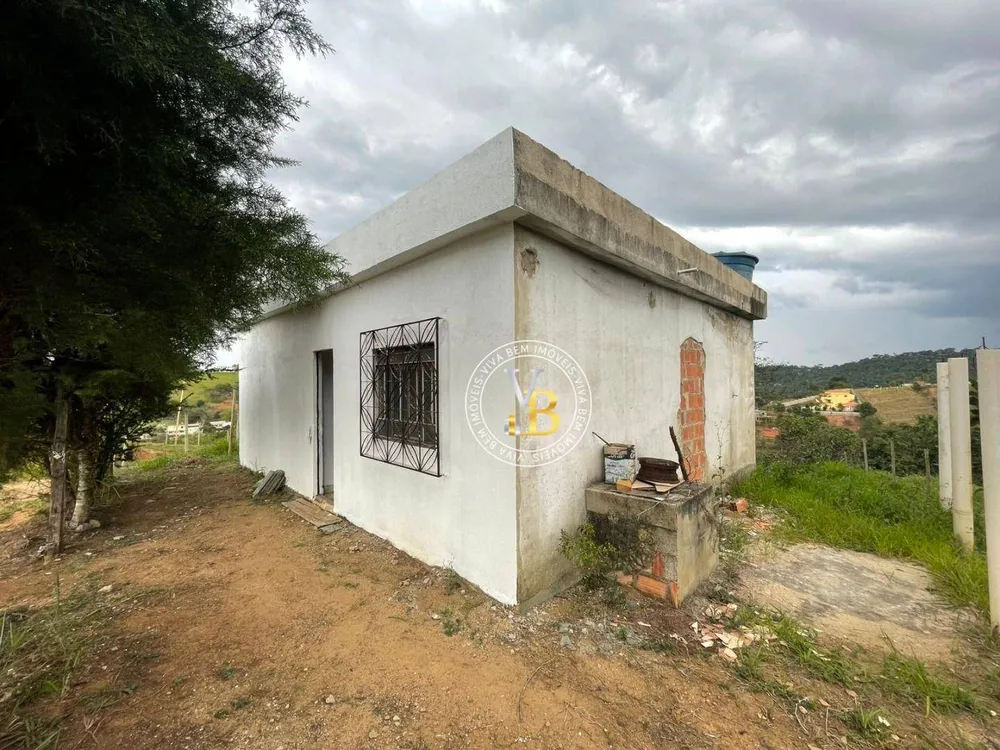 Sítio, 2 quartos, 250 m² - Foto 1