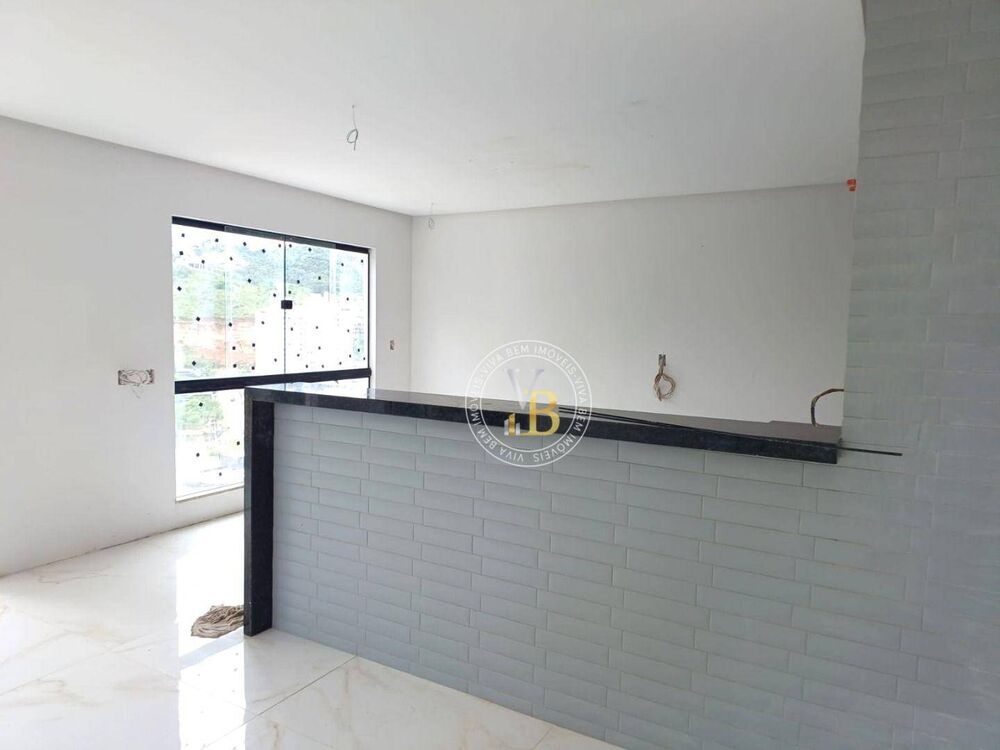 Casa de Condomínio à venda com 3 quartos, 231m² - Foto 3