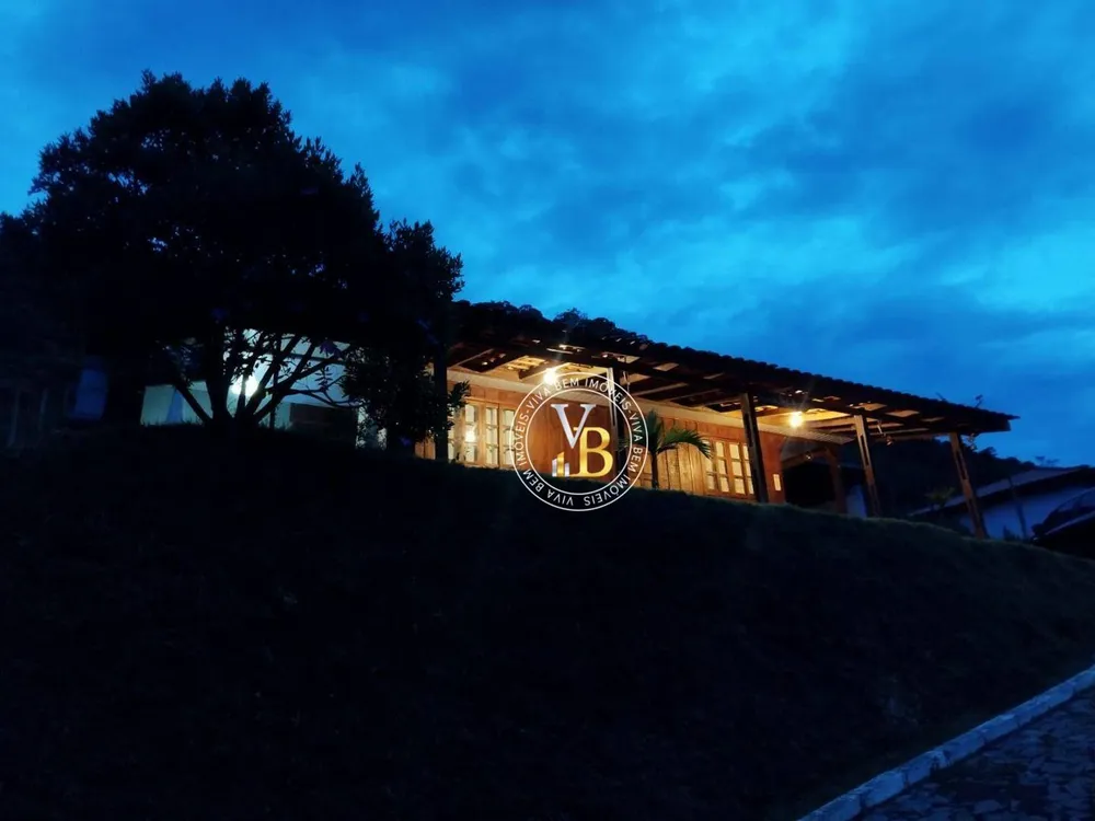 Chácara, 3 quartos, 760 m² - Foto 2