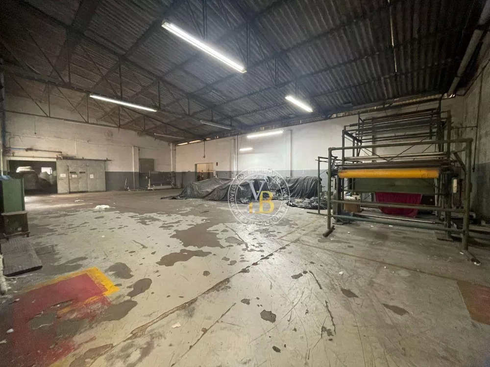 Depósito-Galpão, 898 m² - Foto 1