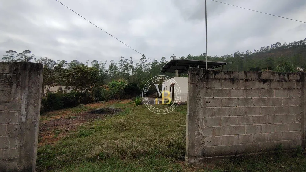 Chácara, 3 quartos, 1500 m² - Foto 1