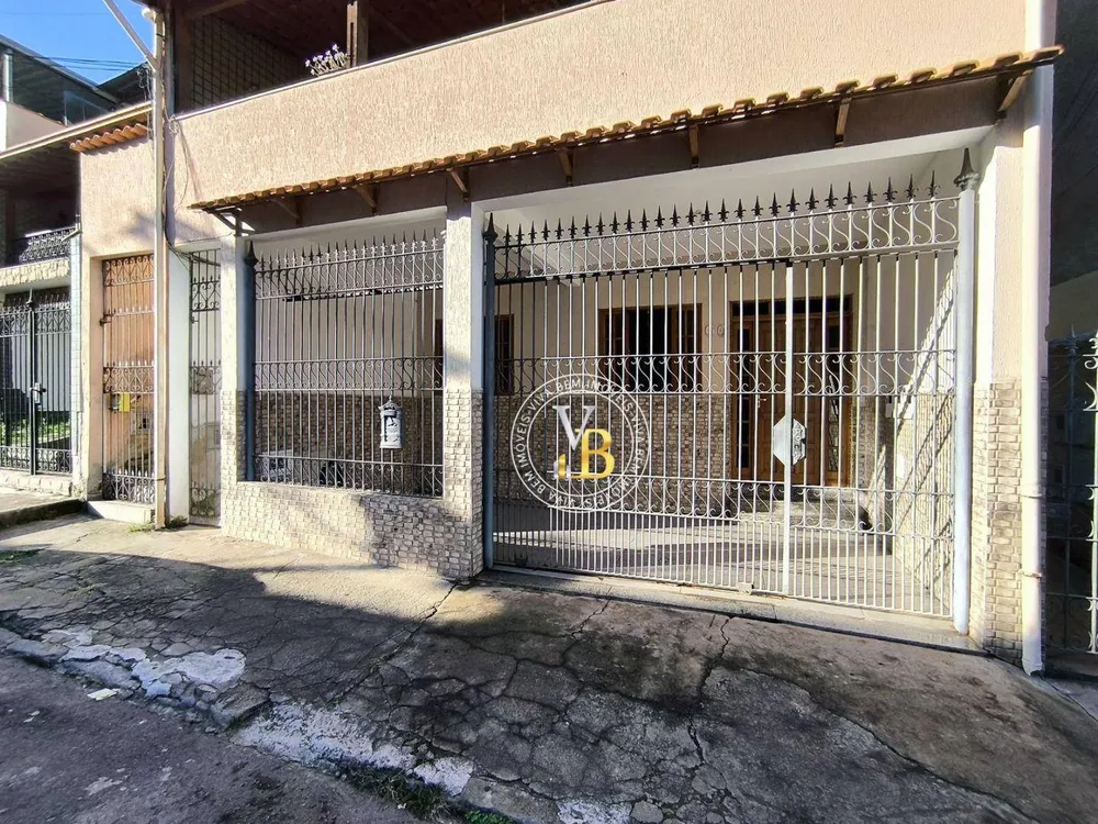 Casa, 4 quartos, 156 m² - Foto 1