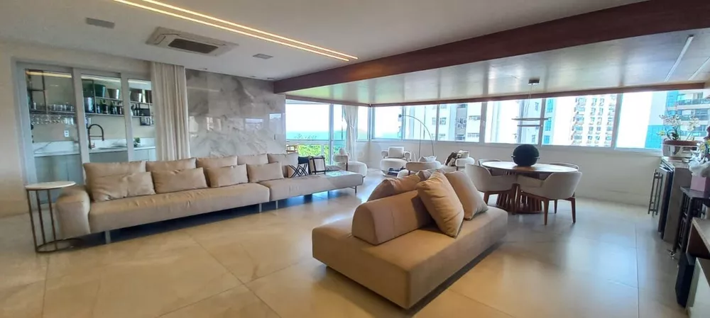 Apartamento, 3 quartos, 300 m² - Foto 1