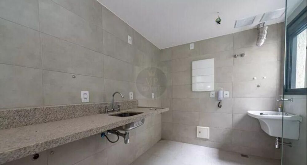 Apartamento à venda com 2 quartos, 181m² - Foto 3