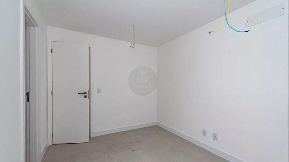 Apartamento à venda com 2 quartos, 181m² - Foto 6