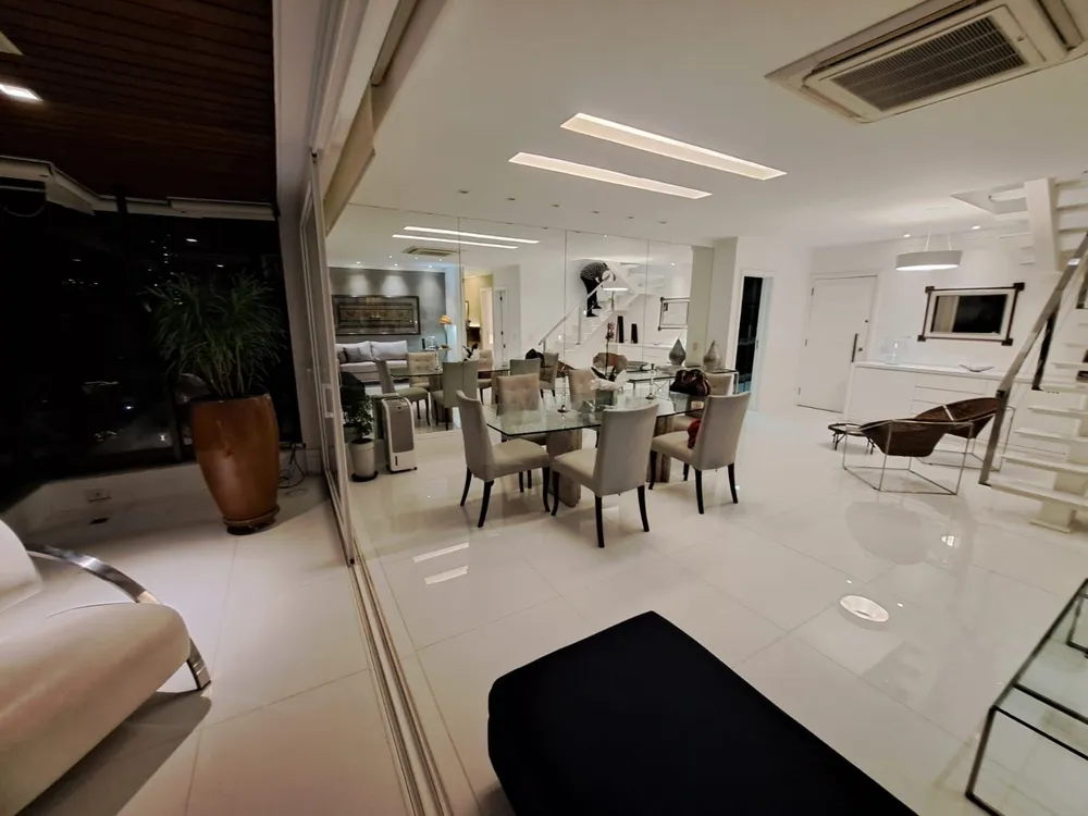 Cobertura, 4 quartos, 304 m² - Foto 2