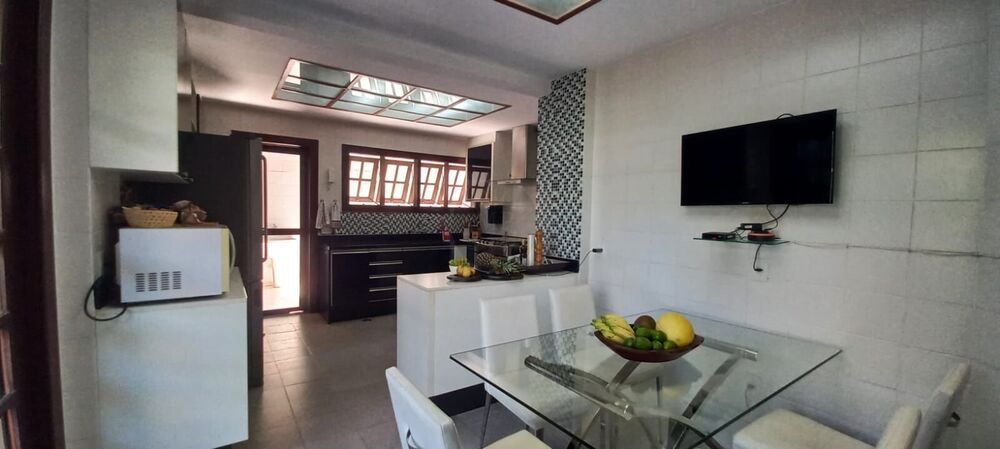Casa à venda com 4 quartos, 420m² - Foto 4