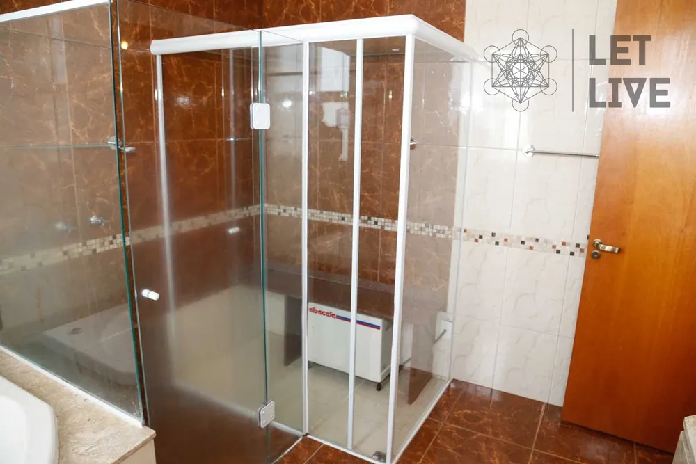 Casa, 3 quartos, 261 m² - Foto 1