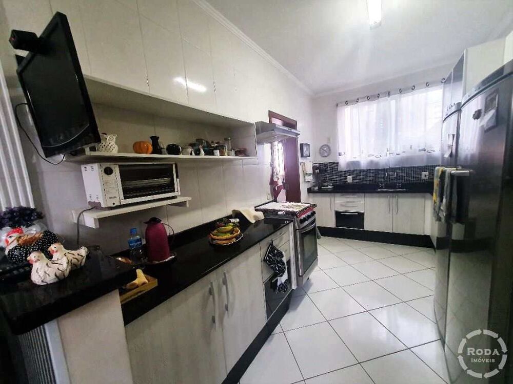 Casa à venda com 3 quartos, 145m² - Foto 2