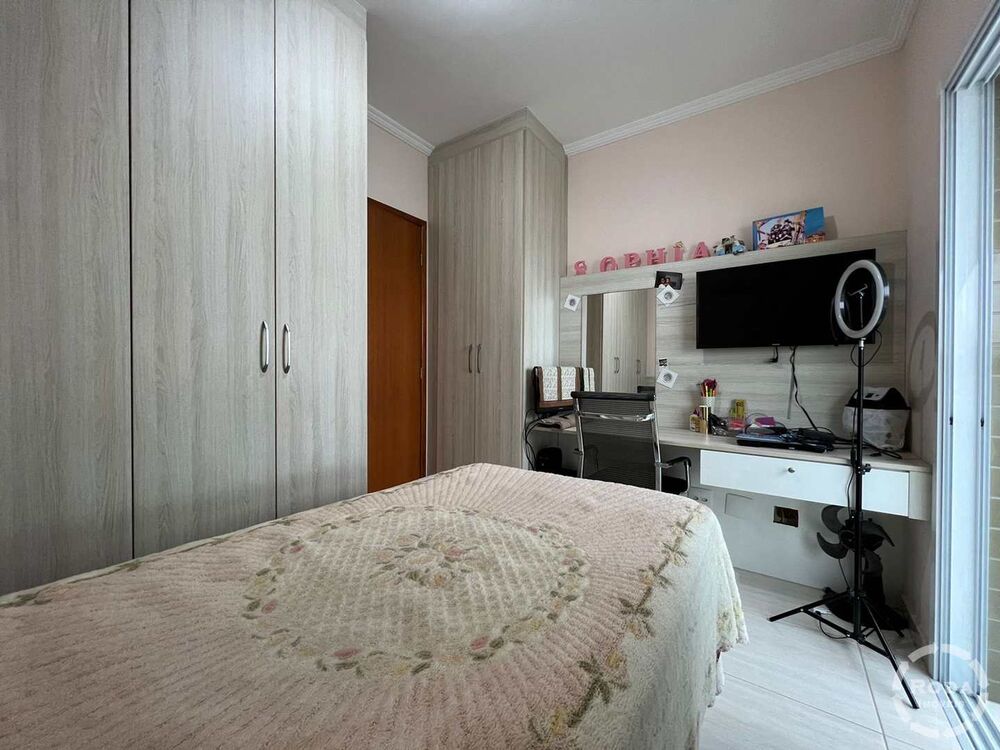 Apartamento à venda com 2 quartos, 70m² - Foto 8