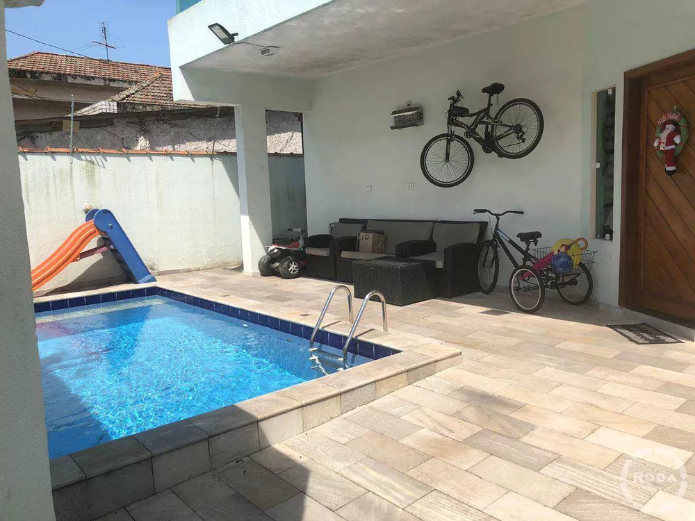 Sobrado à venda com 3 quartos, 170m² - Foto 1