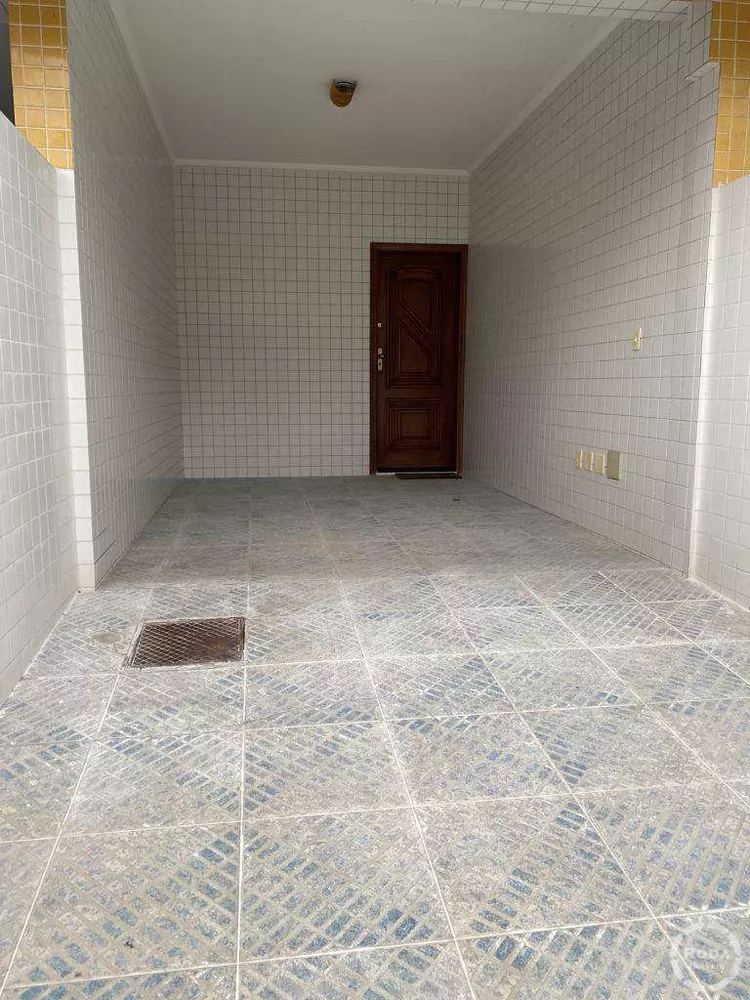 Casa, 5 quartos, 275 m² - Foto 2