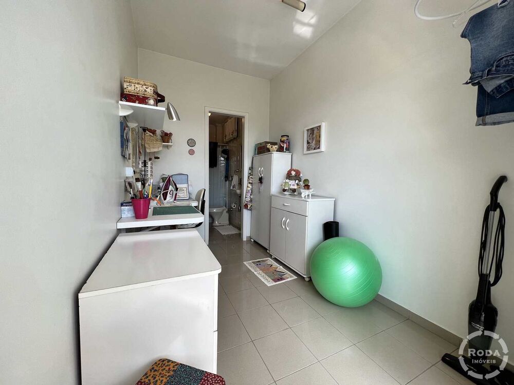 Apartamento à venda com 3 quartos, 136m² - Foto 6