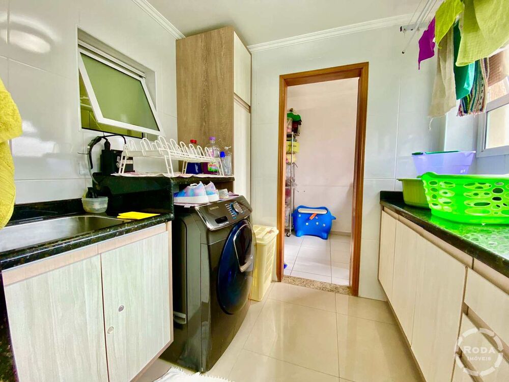 Casa à venda com 3 quartos, 347m² - Foto 7