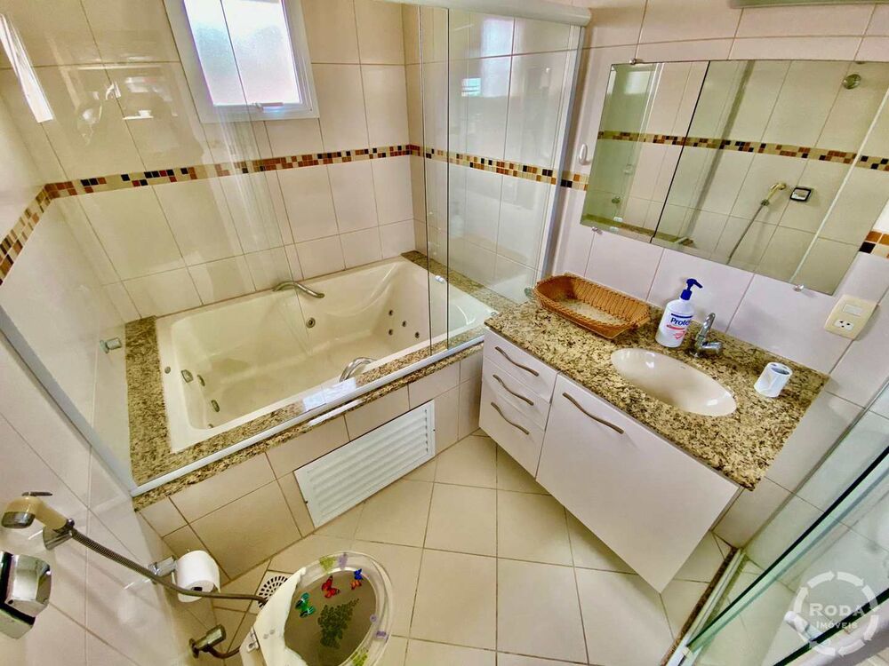 Casa à venda com 3 quartos, 347m² - Foto 3