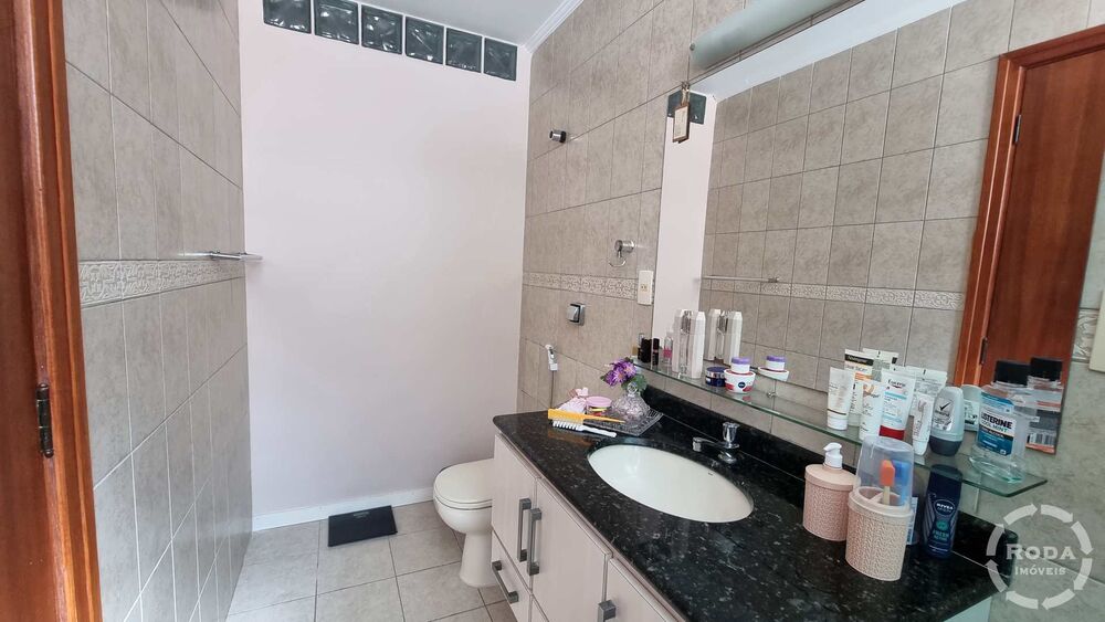 Casa à venda com 3 quartos, 141m² - Foto 4