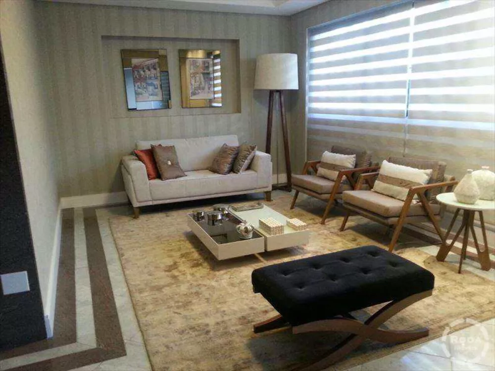 Apartamento, 4 quartos, 237 m² - Foto 1