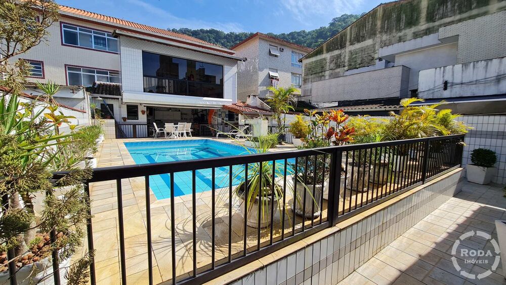Casa à venda com 3 quartos, 350m² - Foto 4