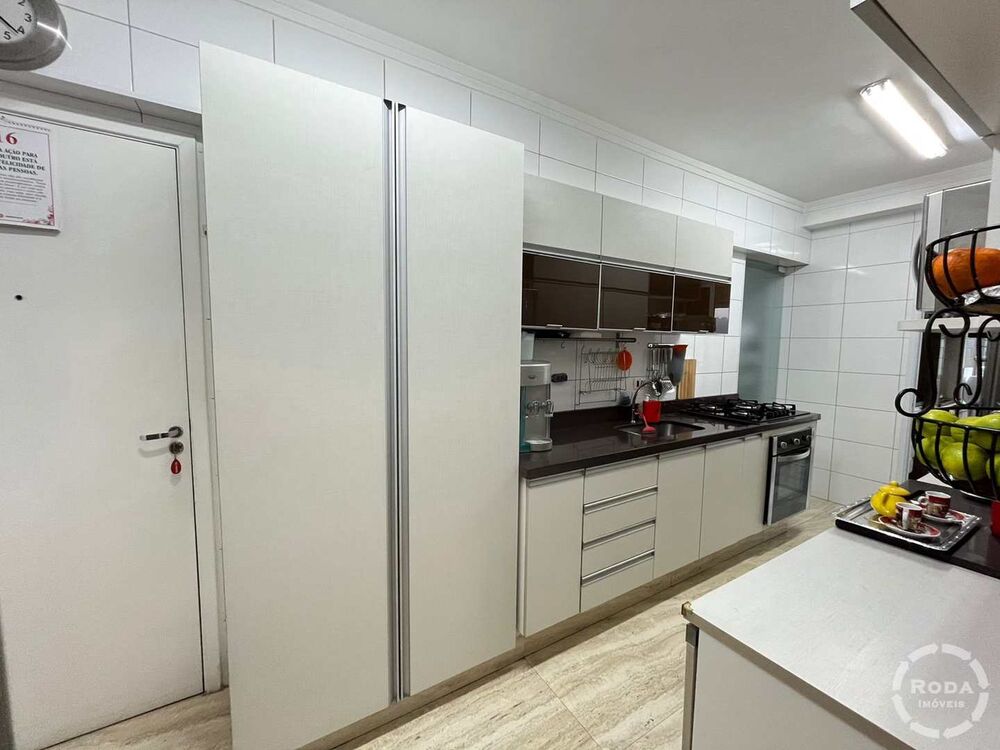 Apartamento à venda com 3 quartos, 111m² - Foto 11