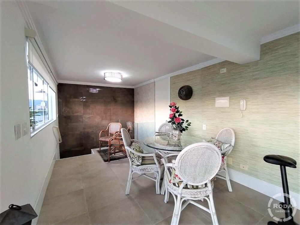 Cobertura à venda com 3 quartos, 300m² - Foto 4