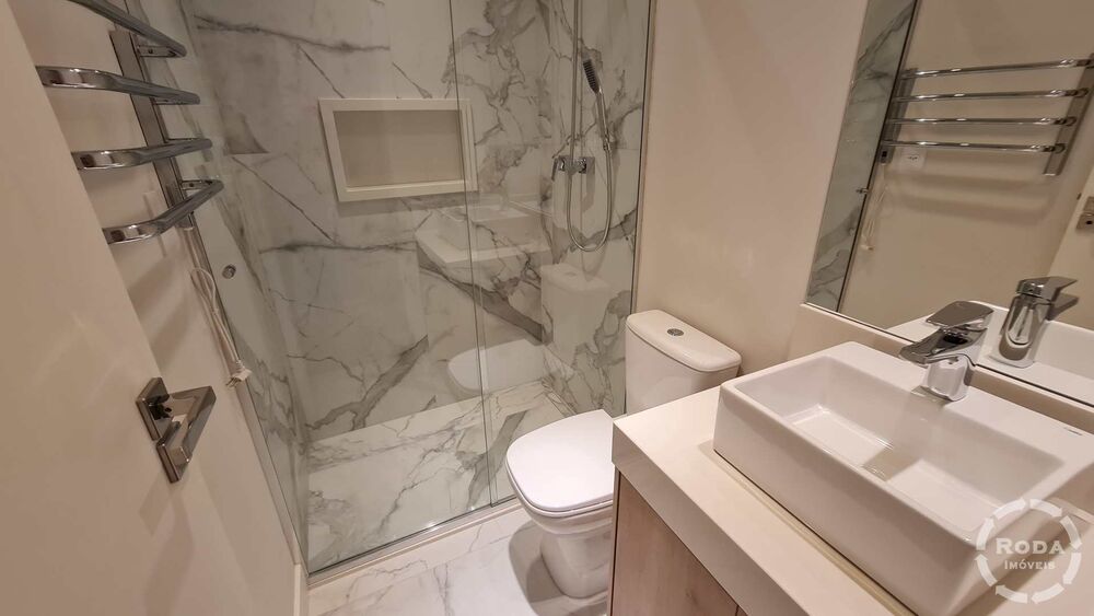 Apartamento, 3 quartos, 223 m² - Foto 2