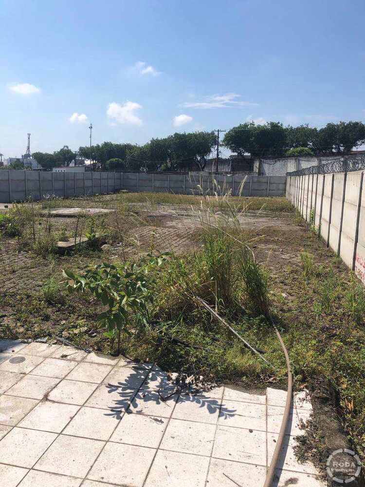 Loteamento e Condomínio, 656 m² - Foto 2